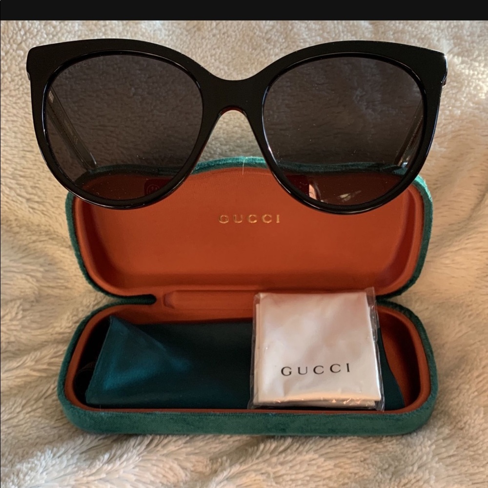Gucci sunglasses